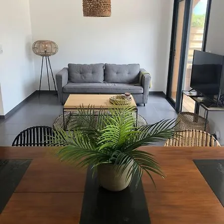 Maison De Buch 3 Holiday home