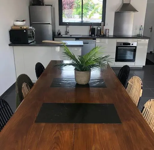 Maison De Buch 3 בית נופש לה-טסט-דה-בוש