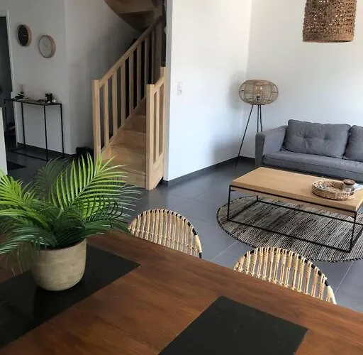 Maison De Buch 3 Feriehus *